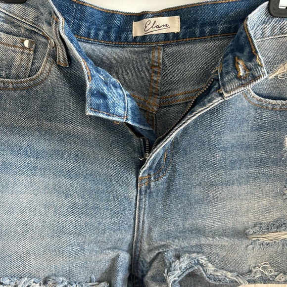 NWOT - Elan Denim Shorts Size M - Picture 2 of 3